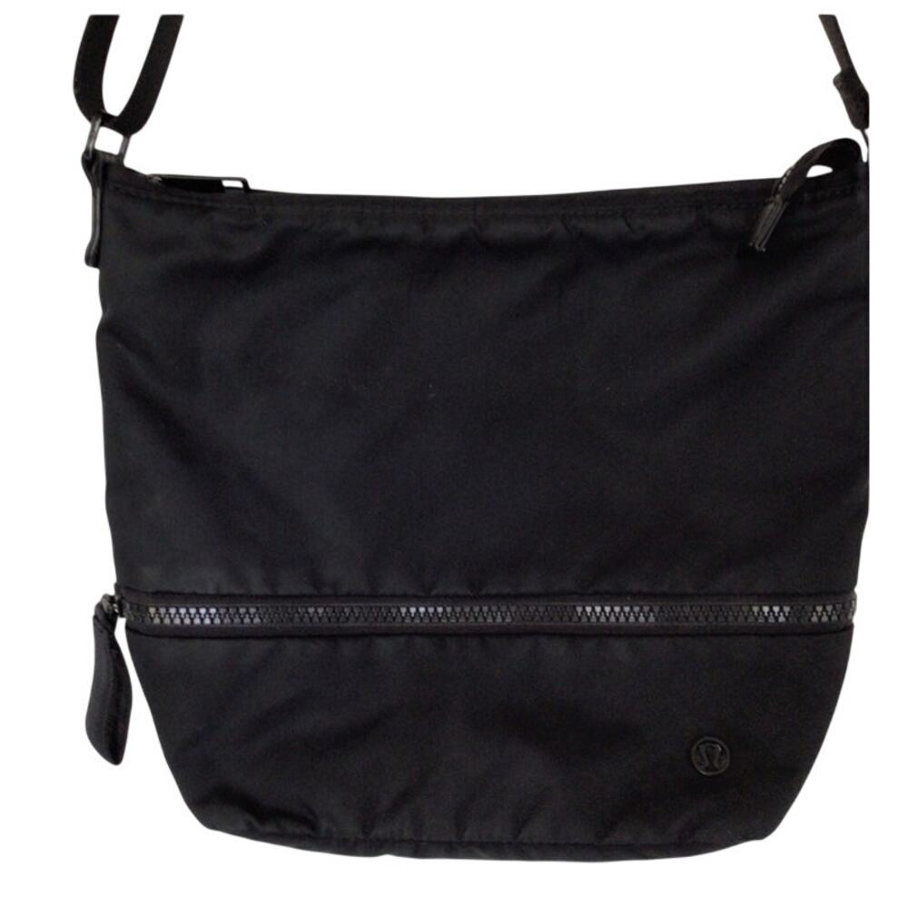 Lululemon Go lightly crossbody shoulder bag - Black - Picture 4 of 4